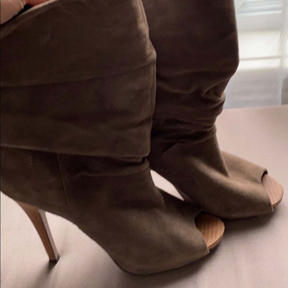 Maxstudio boots!